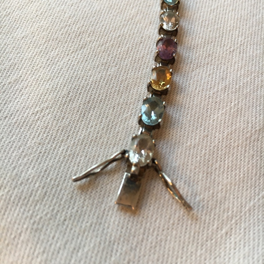 Vintage Lady Remington Bracelet - Picture 4 of 10